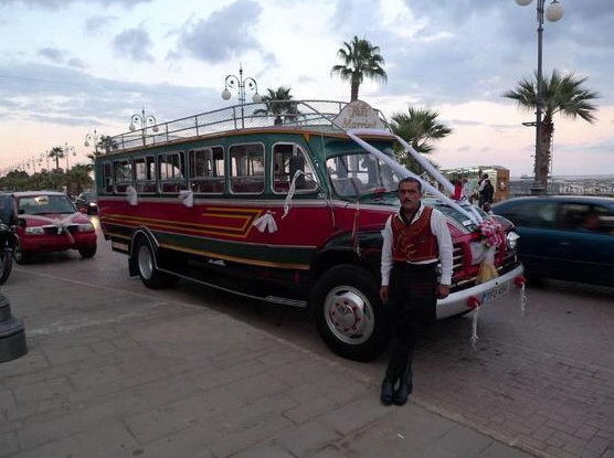 Автобус для свадьбы на Кипре